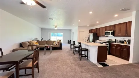 136 Hamlet Loop Davenport FL 33837