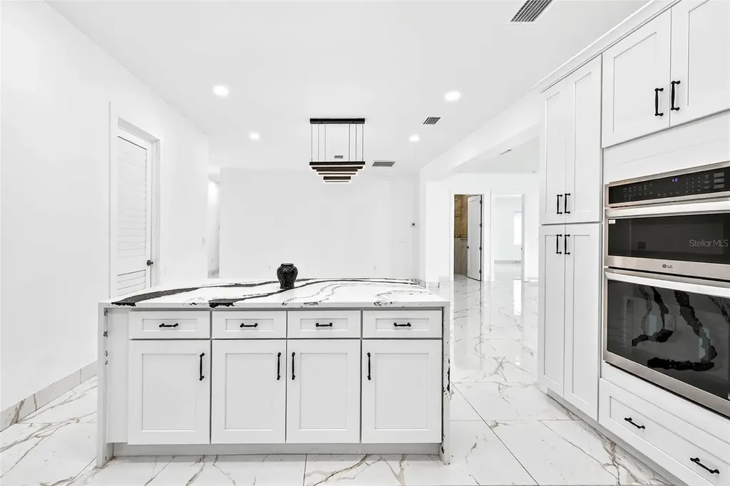 216 N Glen Arven Avenue Temple Terrace FL 33617
