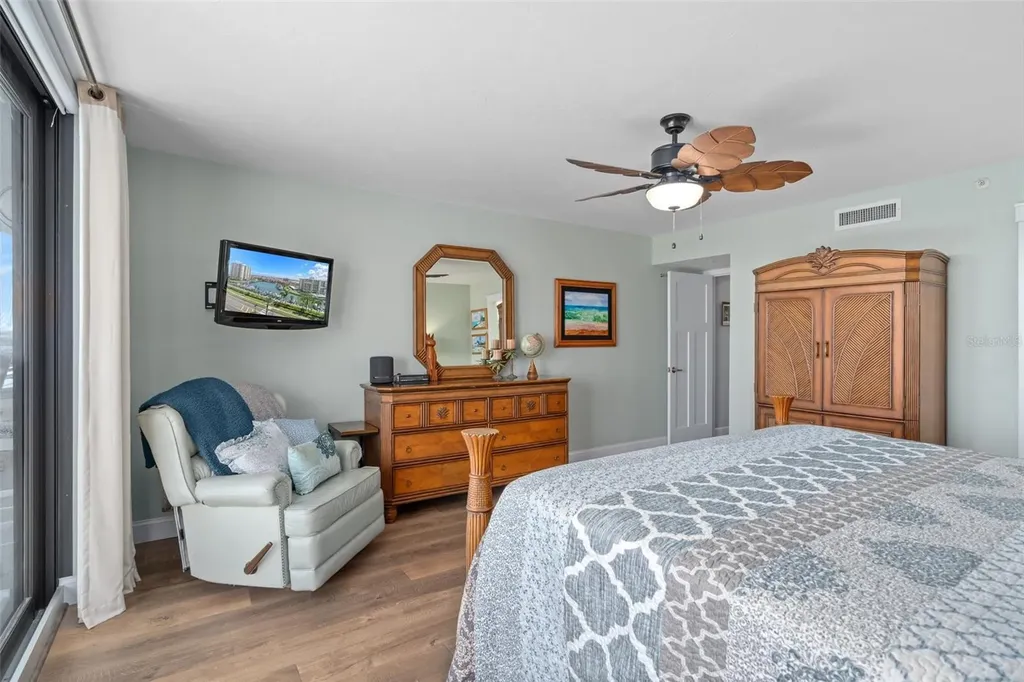 1660 Gulf Boulevard Clearwater Beach FL 33767