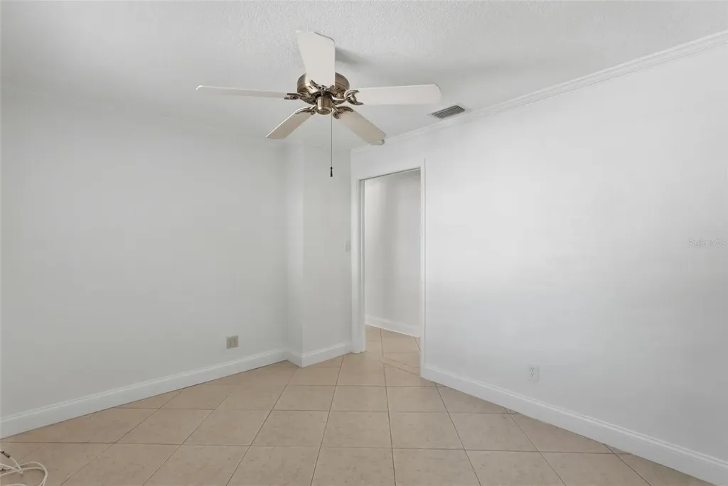 8235 39th Avenue N St Petersburg FL 33709