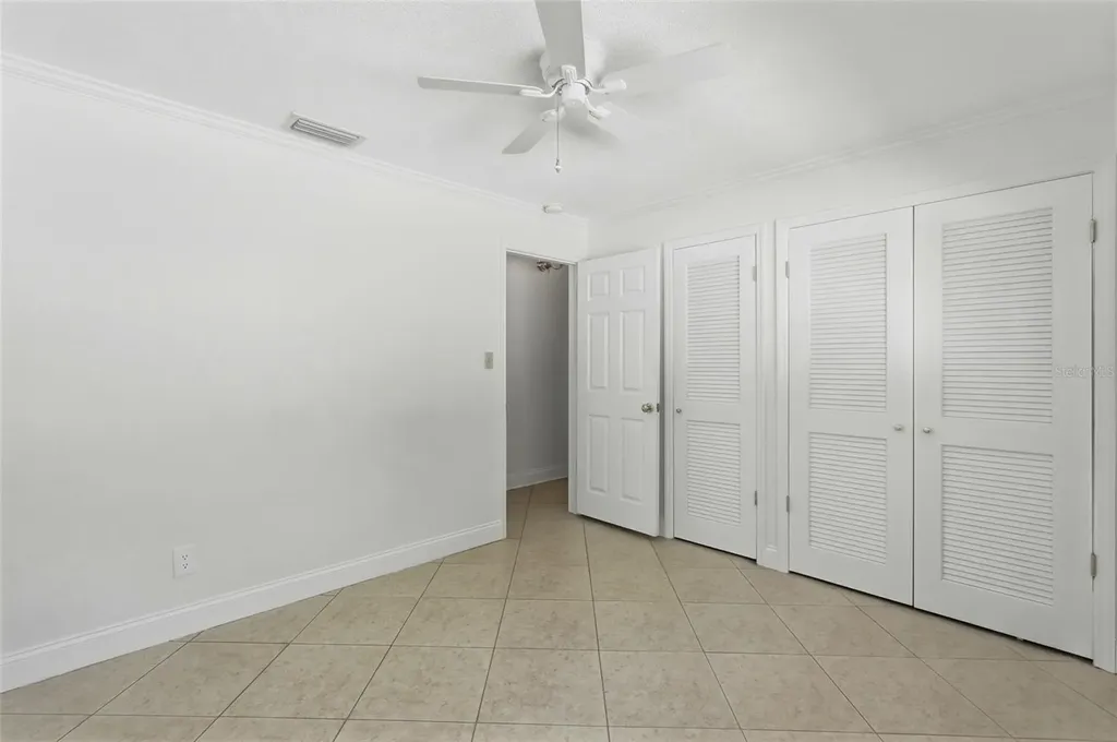 8235 39th Avenue N St Petersburg FL 33709