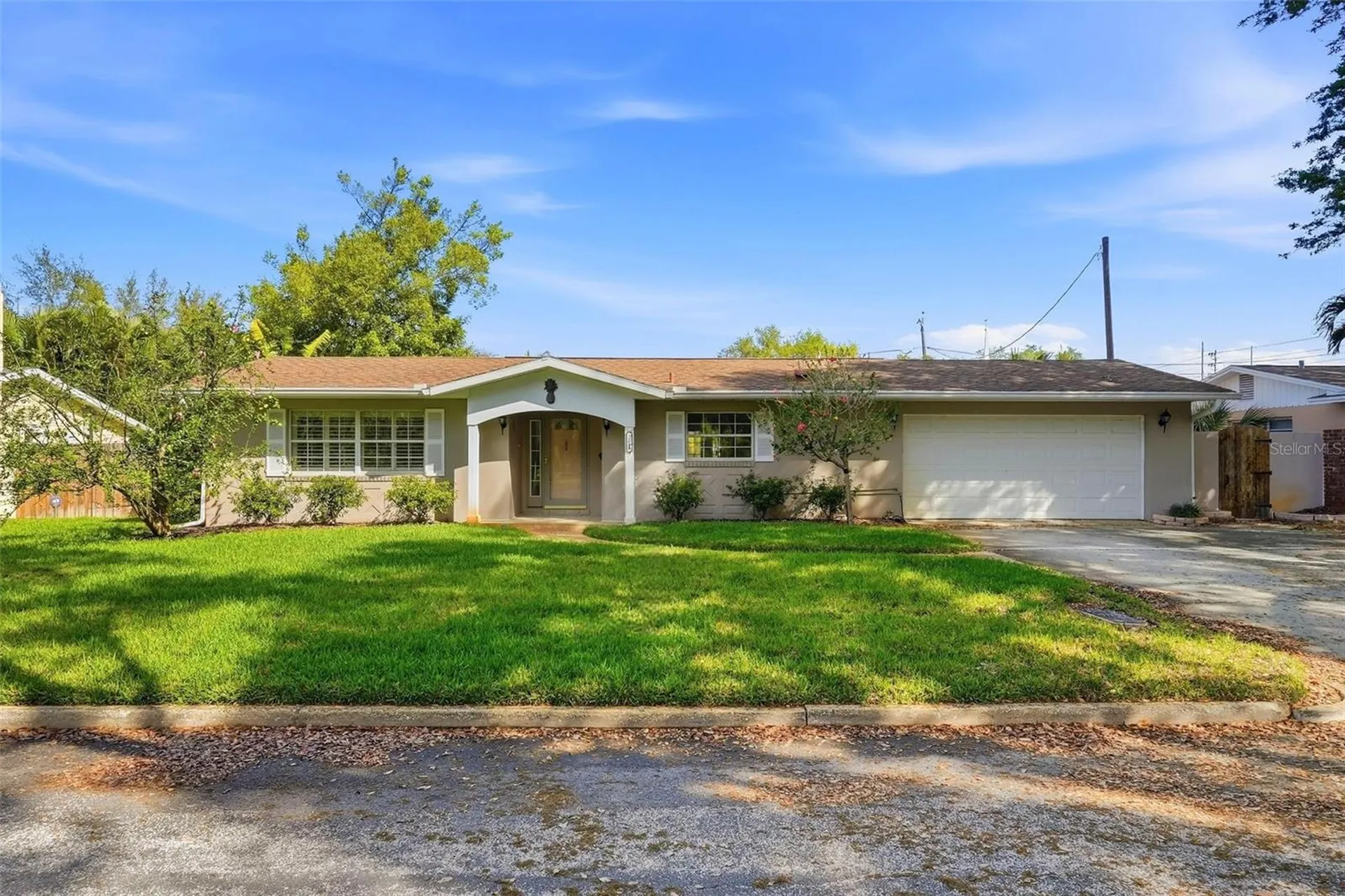 8235 39th Avenue N St Petersburg FL 33709