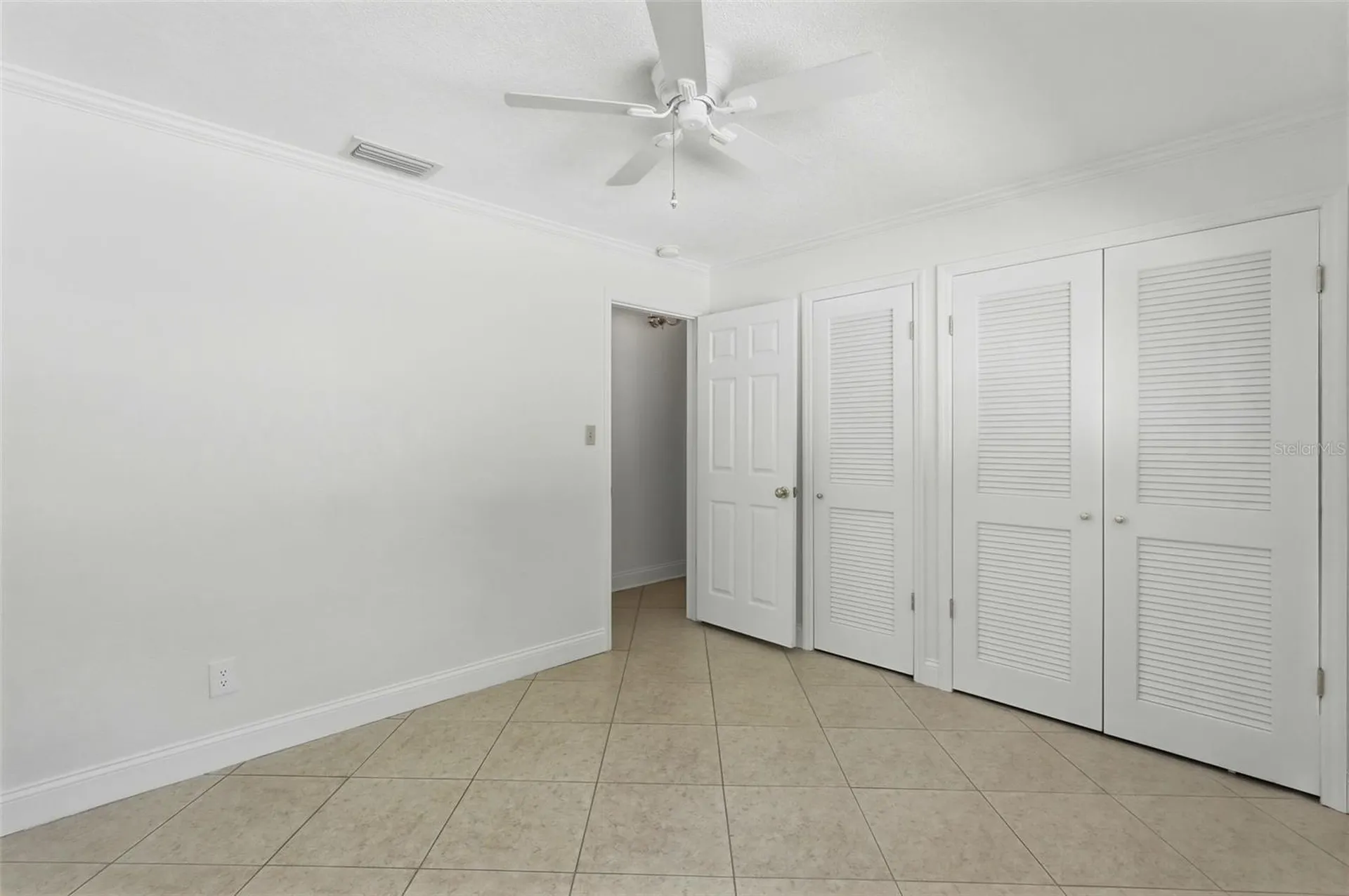 8235 39th Avenue N St Petersburg FL 33709