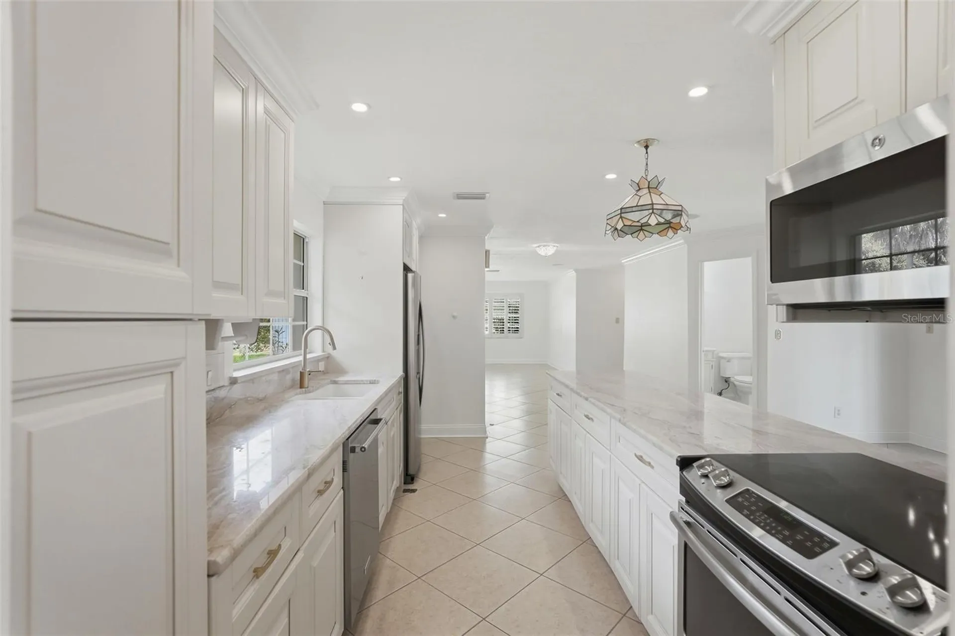 8235 39th Avenue N St Petersburg FL 33709
