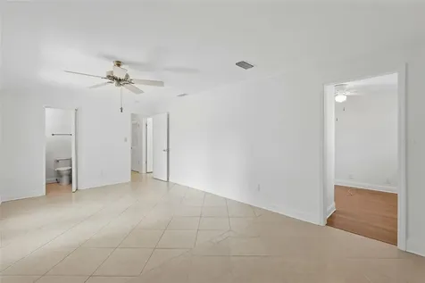 8235 39th Avenue N St Petersburg FL 33709