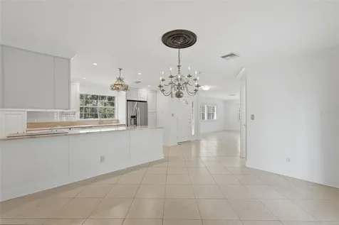 8235 39th Avenue N St Petersburg FL 33709