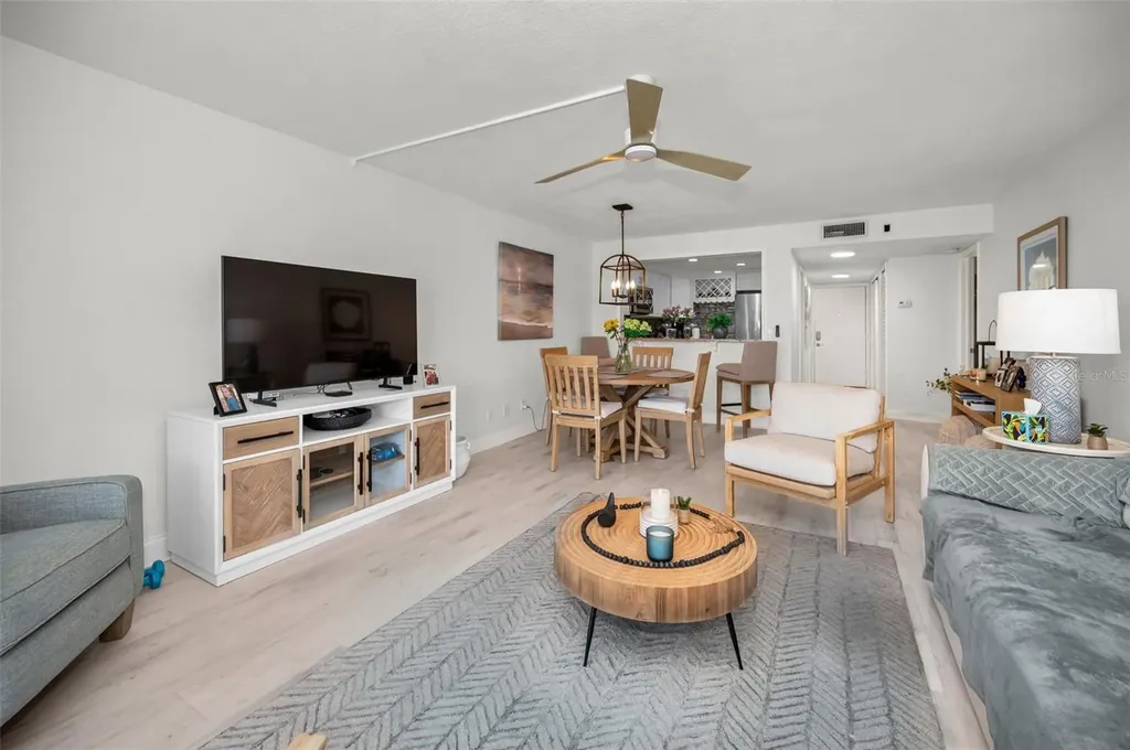 7420 Bay Island Drive South Pasadena FL 33707