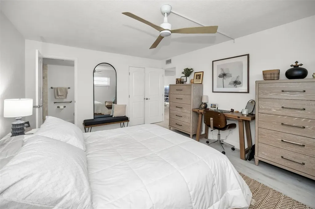 7420 Bay Island Drive South Pasadena FL 33707
