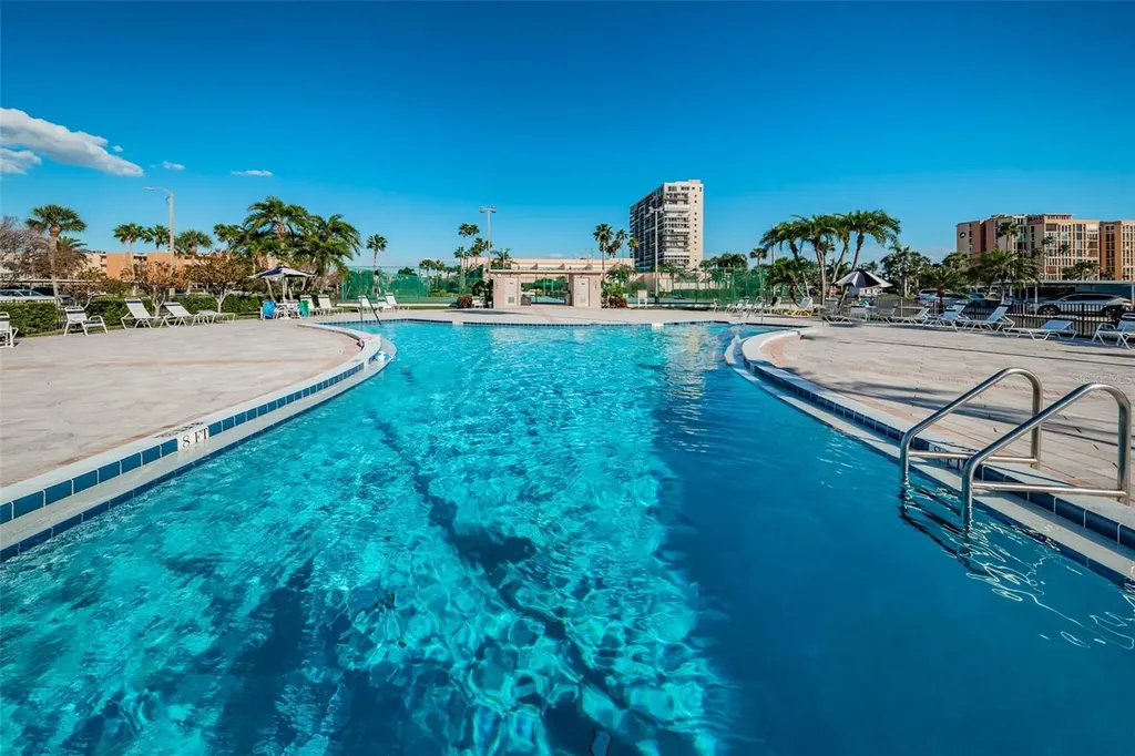 7420 Bay Island Drive South Pasadena FL 33707