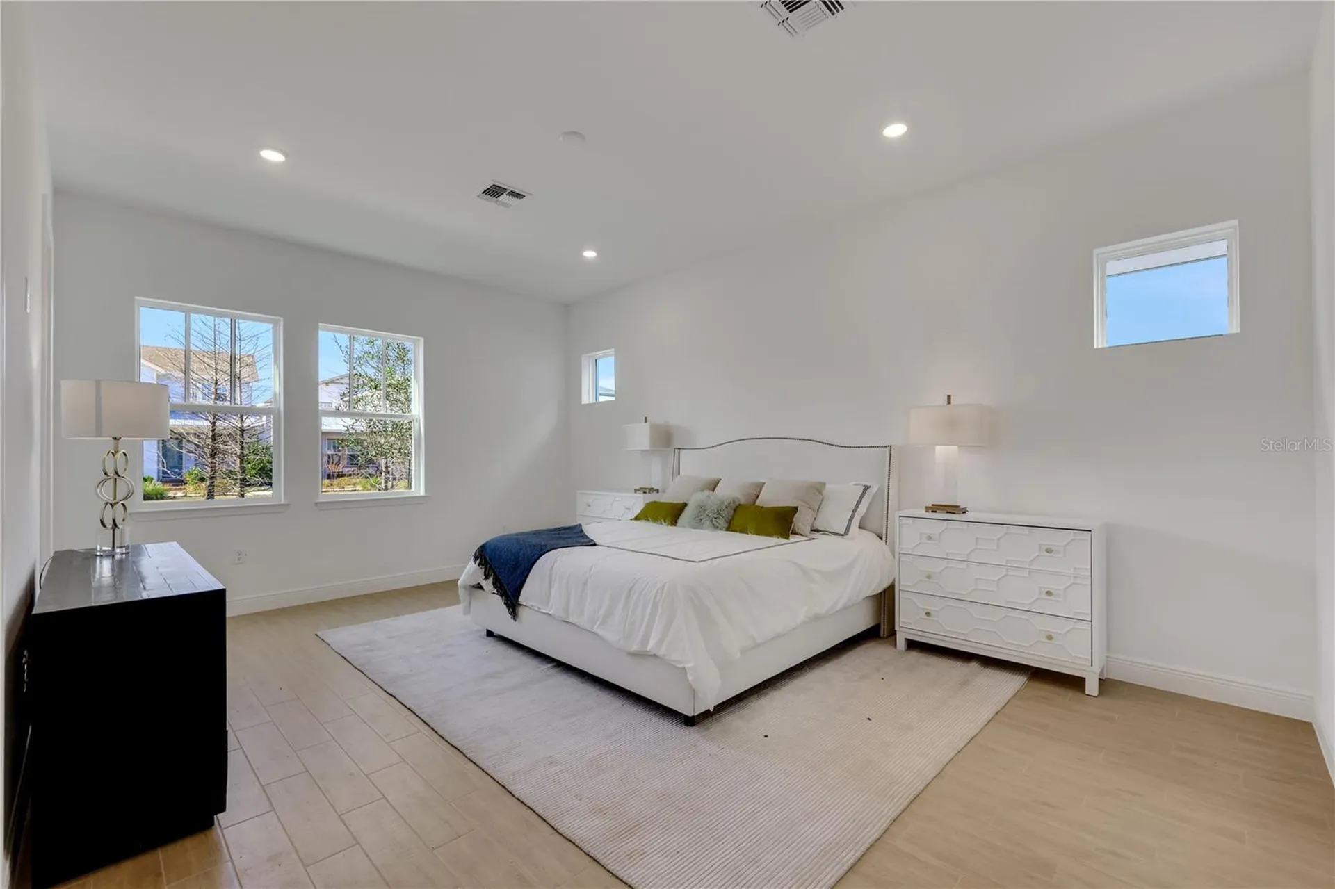 9842 Peebles Street Orlando FL 32827