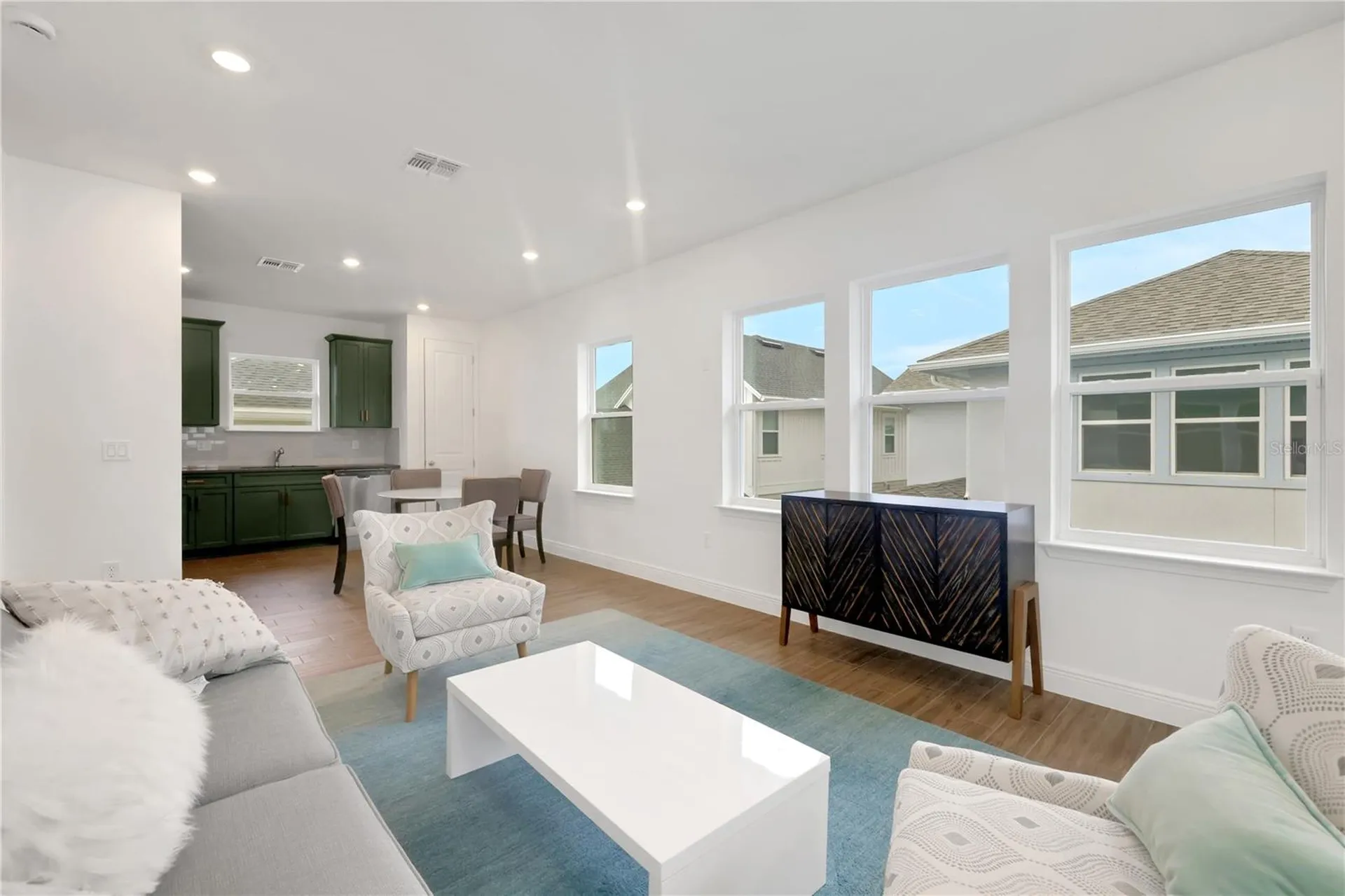 9842 Peebles Street Orlando FL 32827