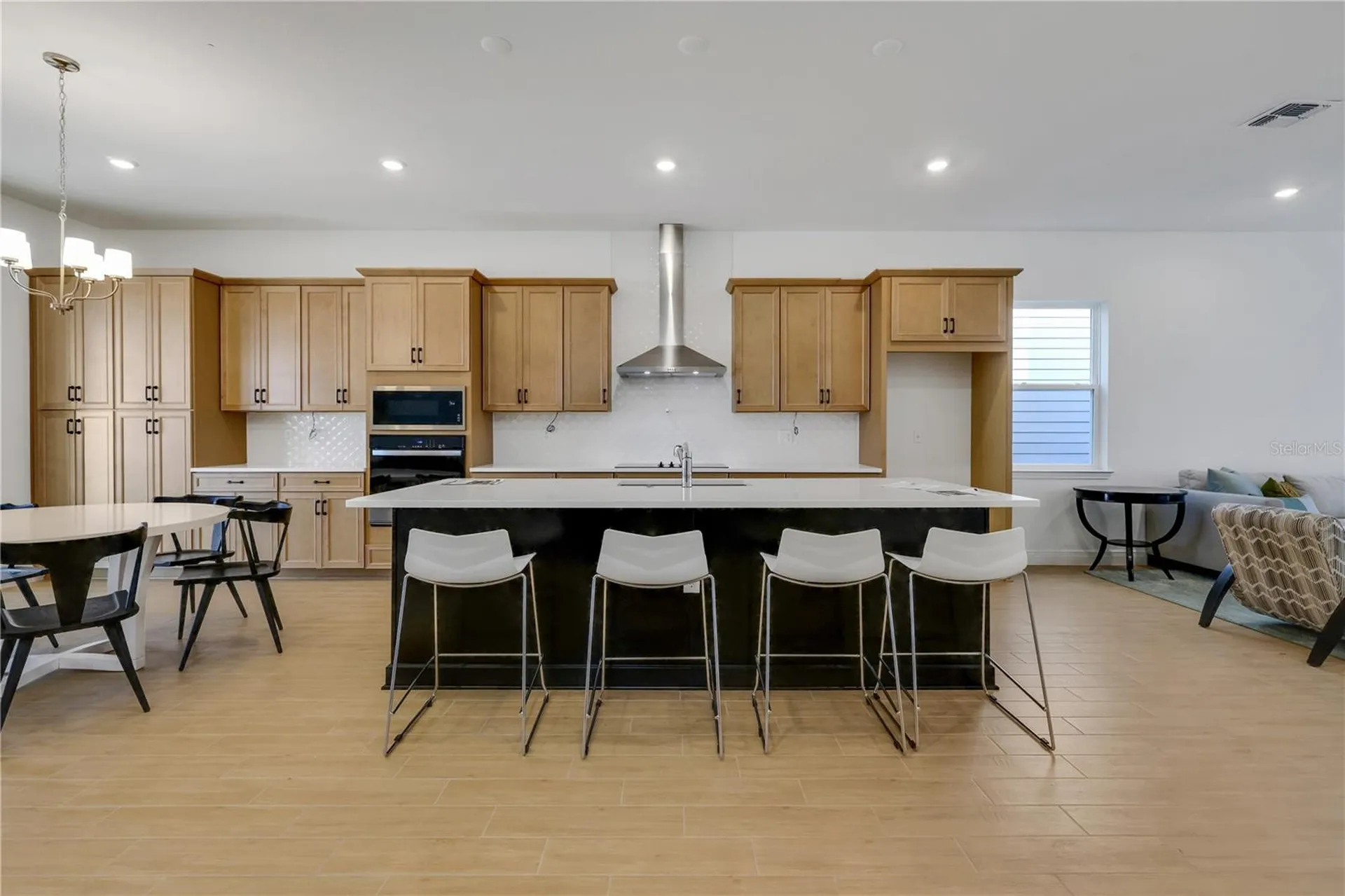 9842 Peebles Street Orlando FL 32827