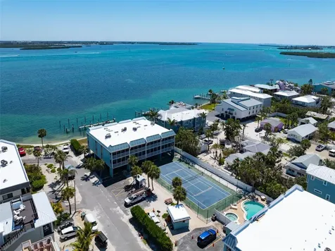 901 Gulf Drive S Bradenton Beach FL 34217
