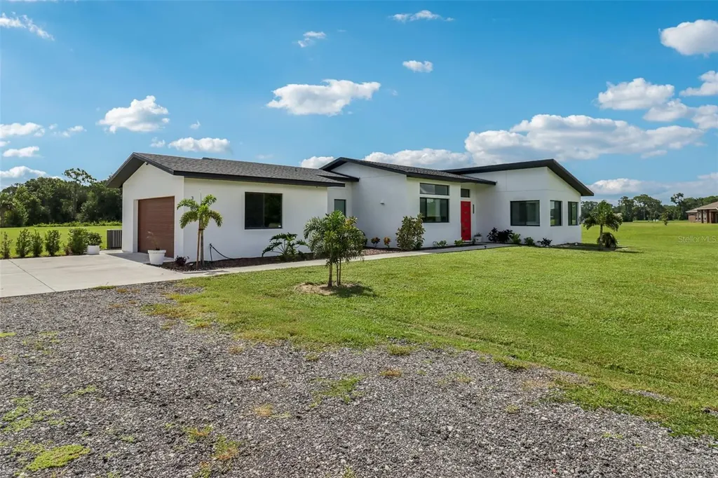 3385 Lake Diane Road Tavares FL 32778