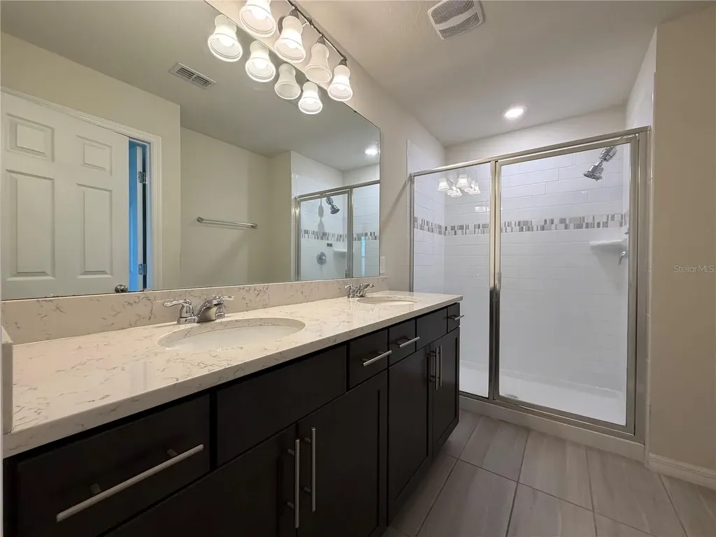 3833 Plainview Drive Orlando FL 32824