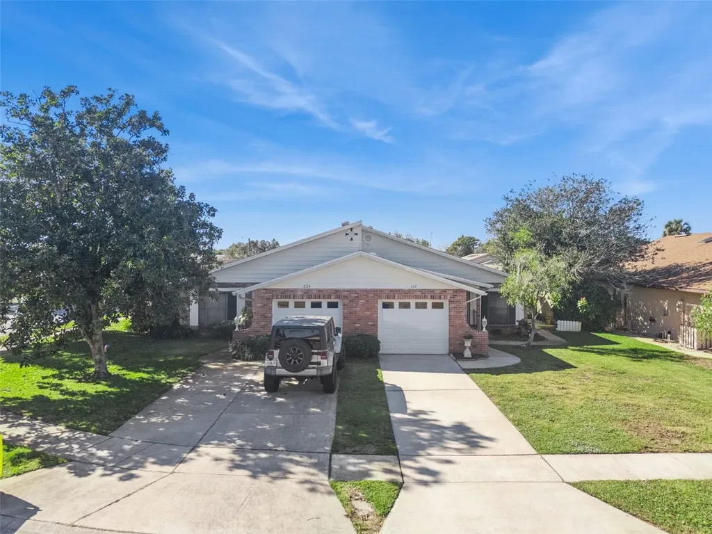 222 Shangri La Circle Edgewater FL 32132