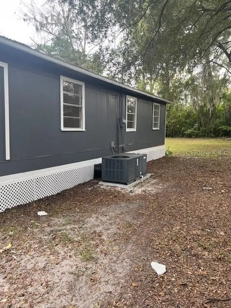 25317 NW 6th Avenue Newberry FL 32669