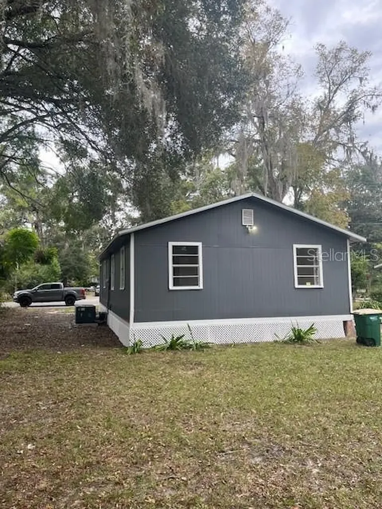 25317 NW 6th Avenue Newberry FL 32669