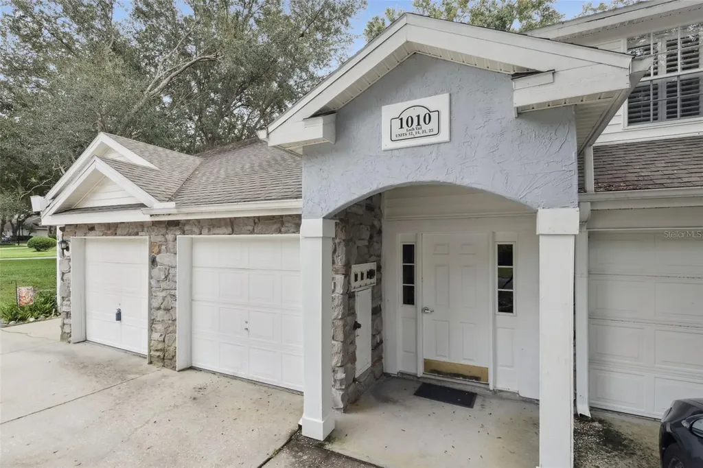 1010 Loch Vail Apopka FL 32712