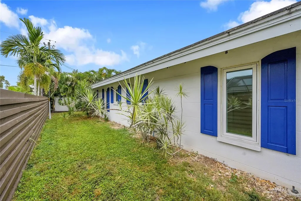 3119 Pinecrest Street Sarasota FL 34239