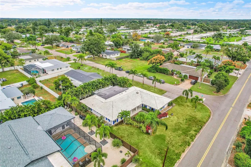3119 Pinecrest Street Sarasota FL 34239