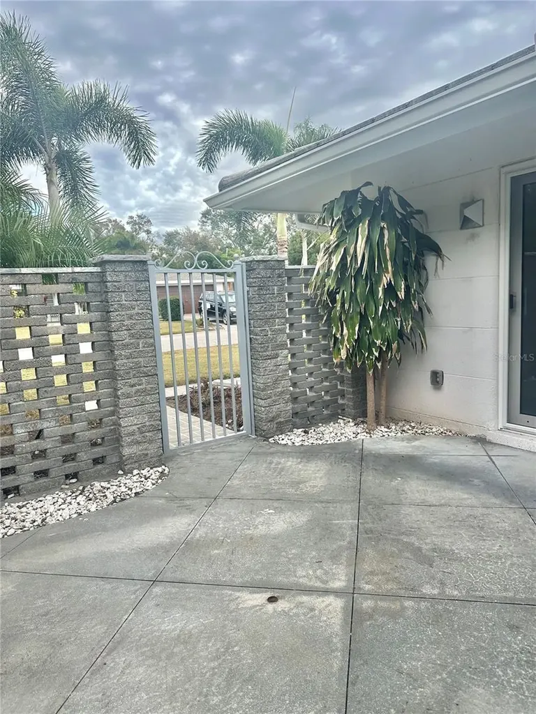 3119 Pinecrest Street Sarasota FL 34239