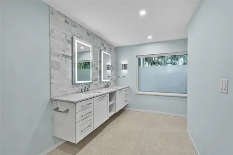 3119 Pinecrest Street Sarasota FL 34239