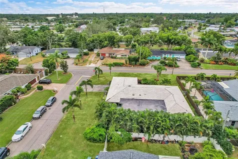 3119 Pinecrest Street Sarasota FL 34239