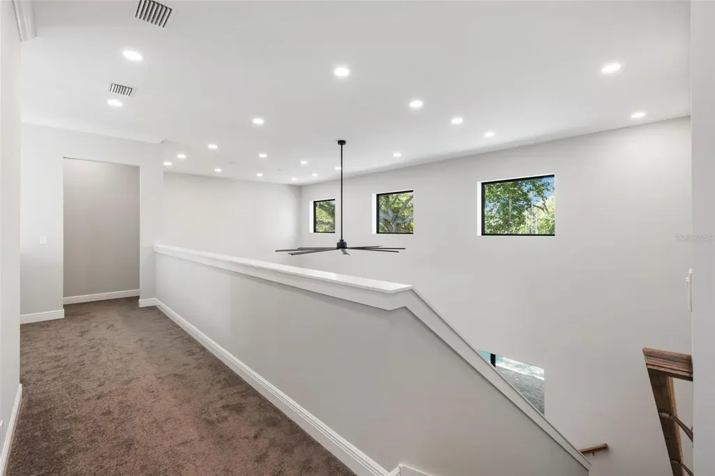 3512 Camino Real Sarasota FL 34239