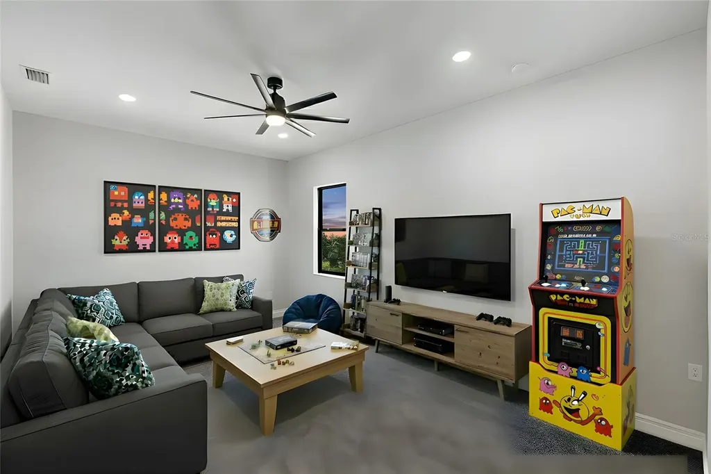 3512 Camino Real Sarasota FL 34239