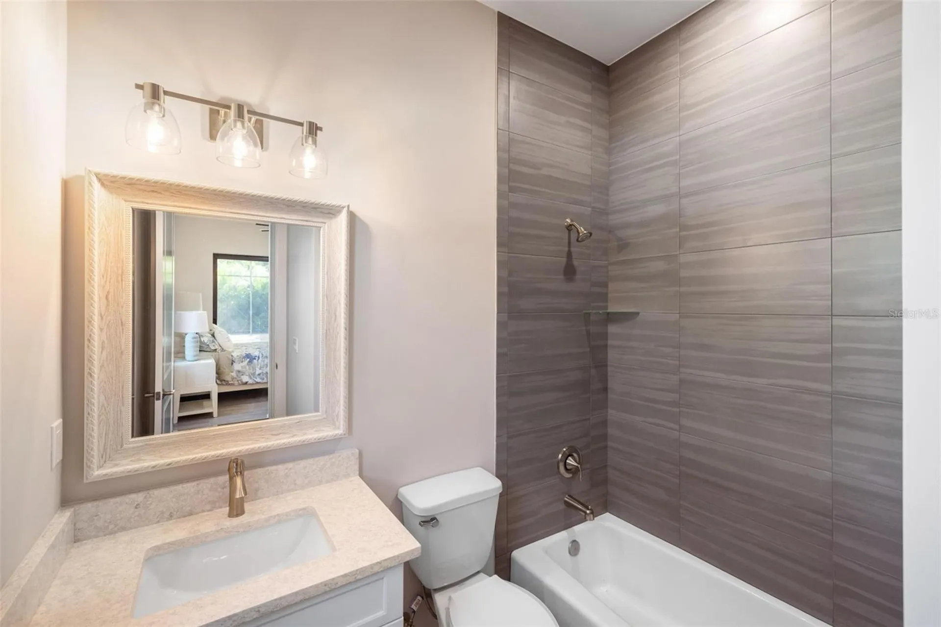3512 Camino Real Sarasota FL 34239