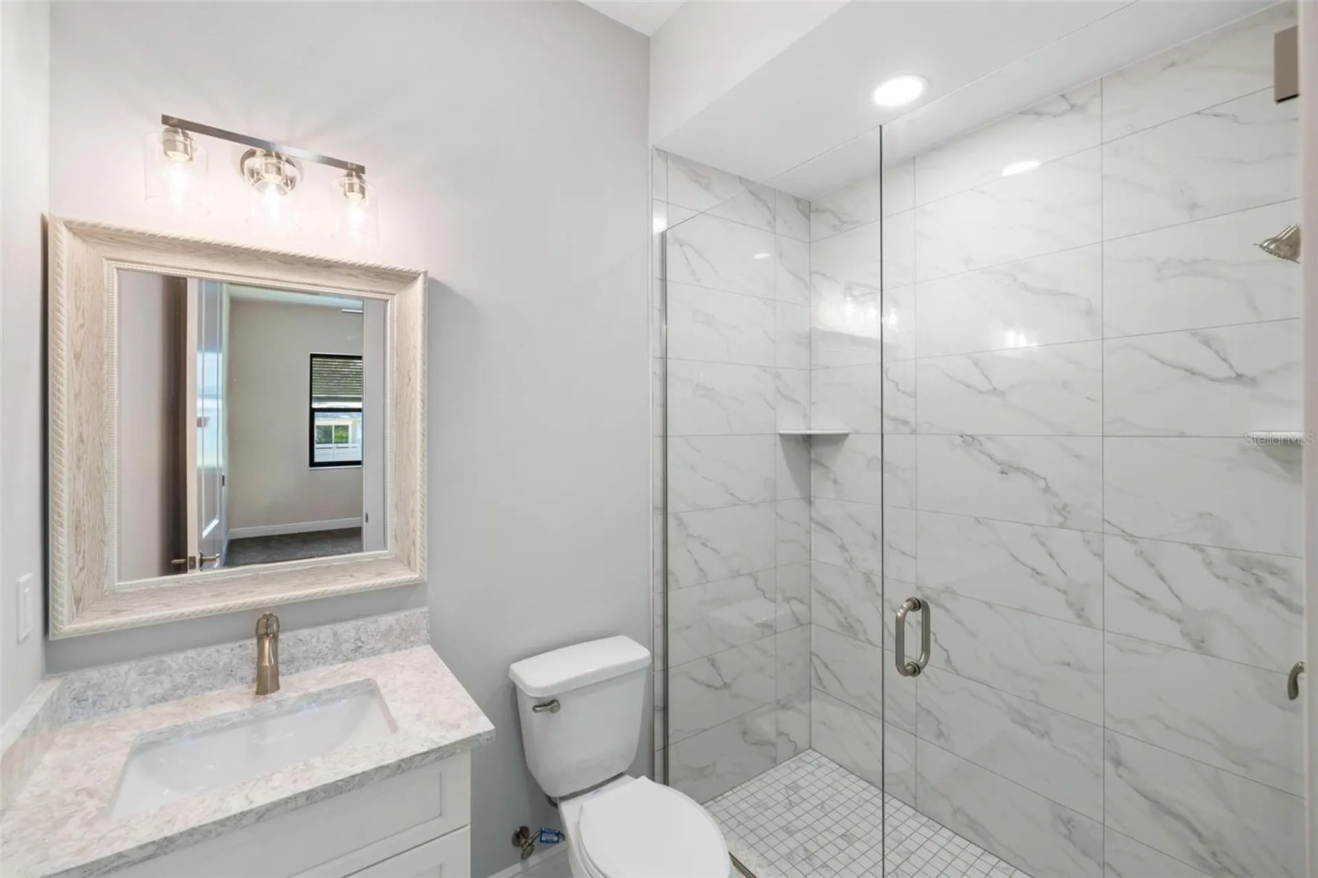3512 Camino Real Sarasota FL 34239
