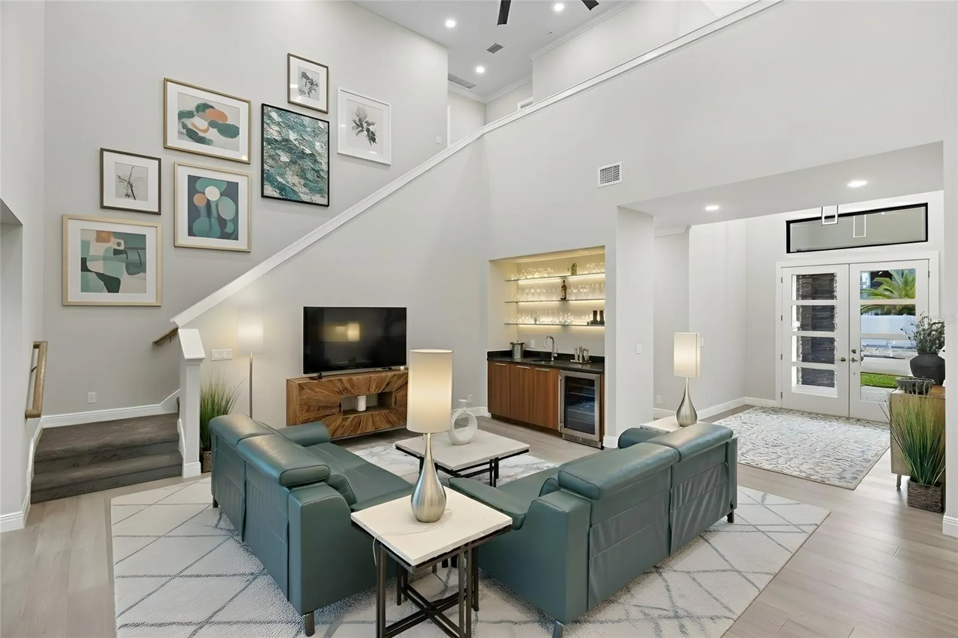3512 Camino Real Sarasota FL 34239