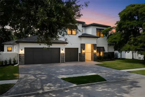 3512 Camino Real Sarasota FL 34239
