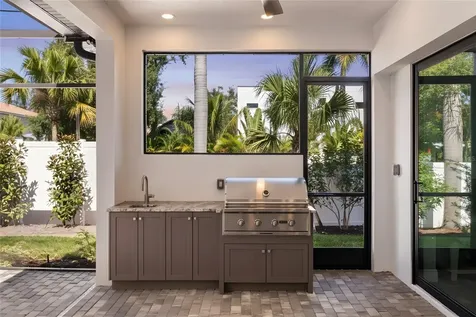 3512 Camino Real Sarasota FL 34239