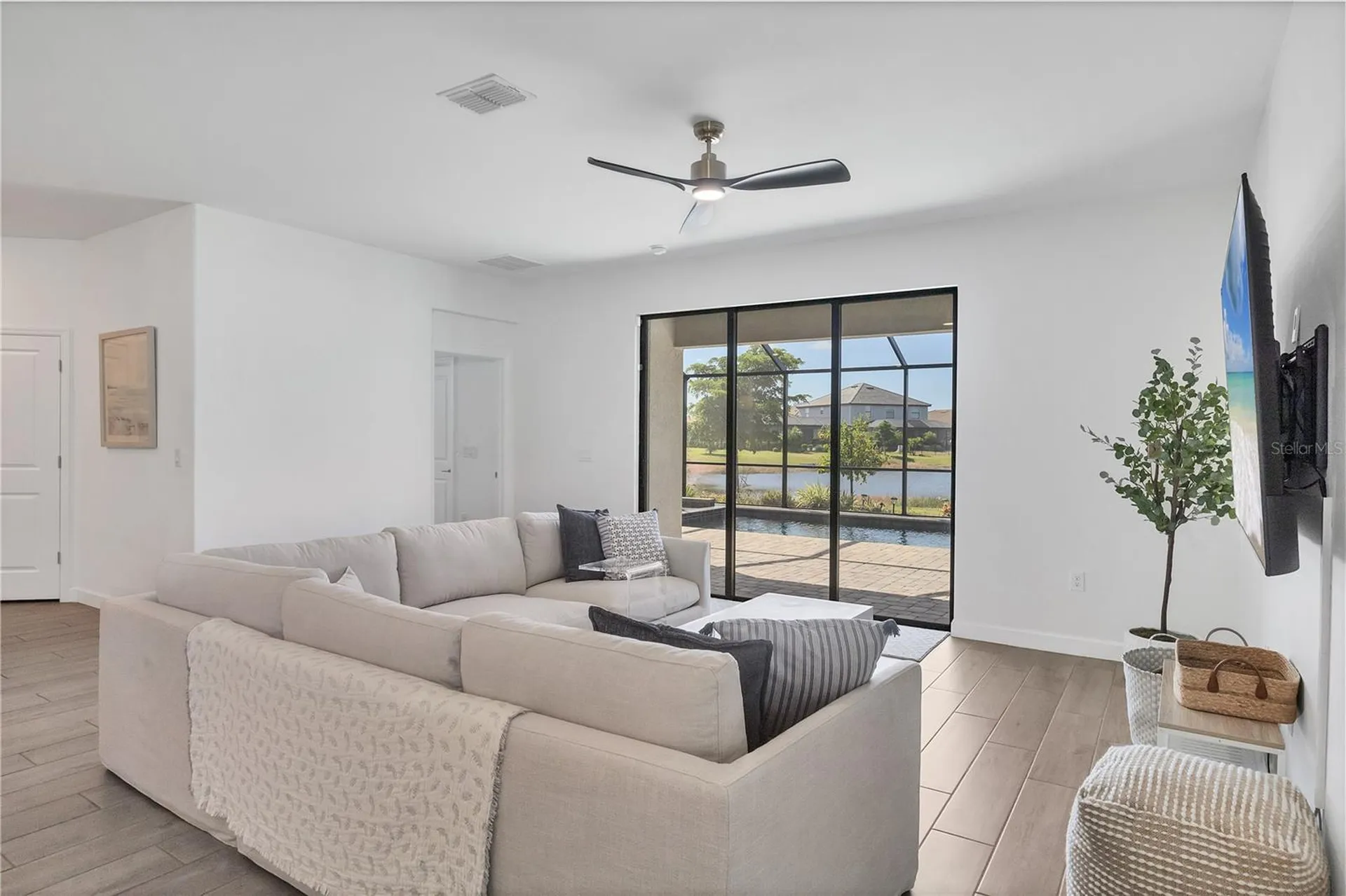 15716 Barefoot Beach Drive Bradenton FL 34211