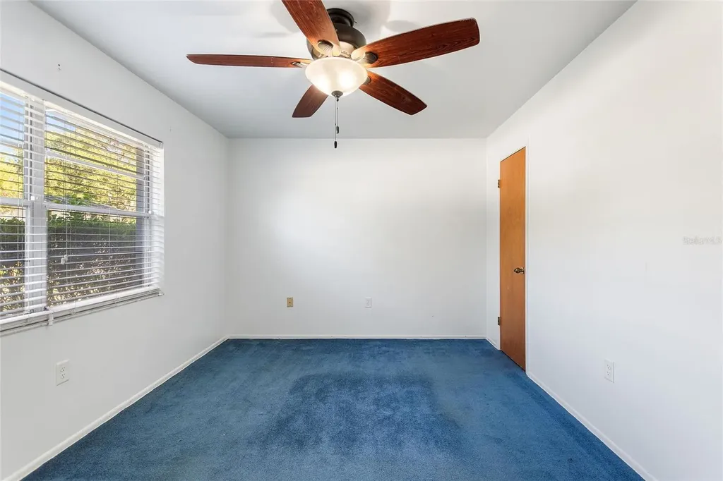 221 Dorothy Street Auburndale FL 33823