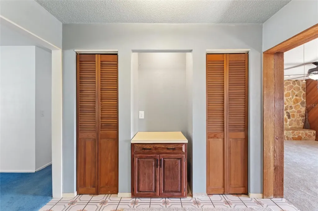221 Dorothy Street Auburndale FL 33823