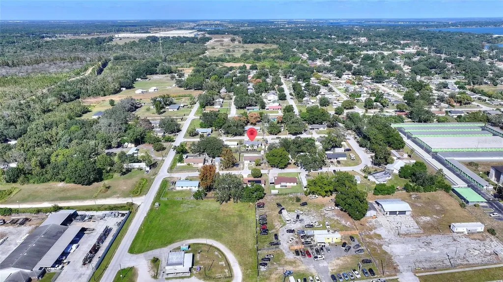 221 Dorothy Street Auburndale FL 33823