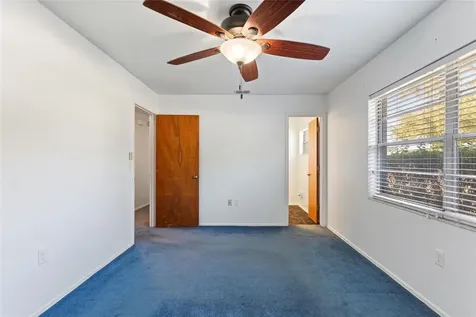 221 Dorothy Street Auburndale FL 33823