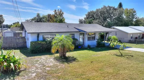 221 Dorothy Street Auburndale FL 33823