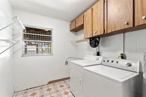 221 Dorothy Street Auburndale FL 33823