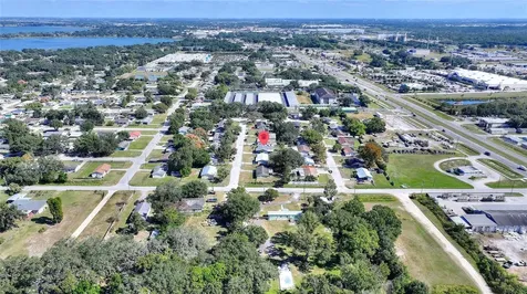 221 Dorothy Street Auburndale FL 33823