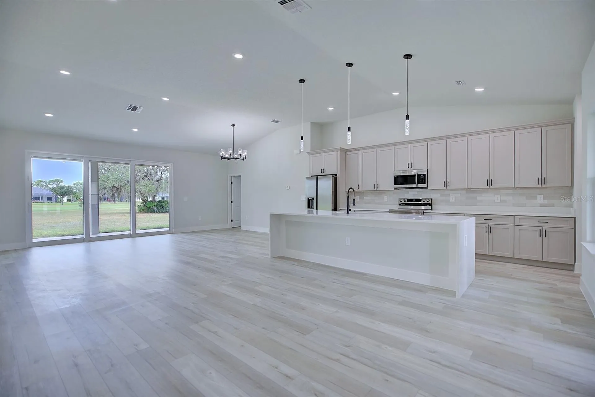 4900 Myrtle Beach Drive Sebring FL 33872