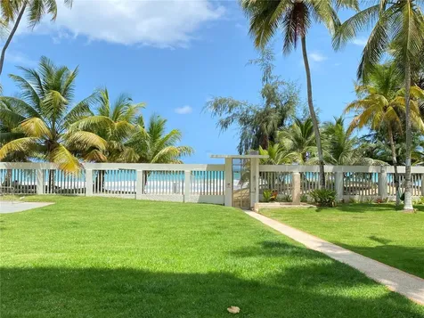 Park Plaza 4429 Ave Isla Verde Carolina PR 00979