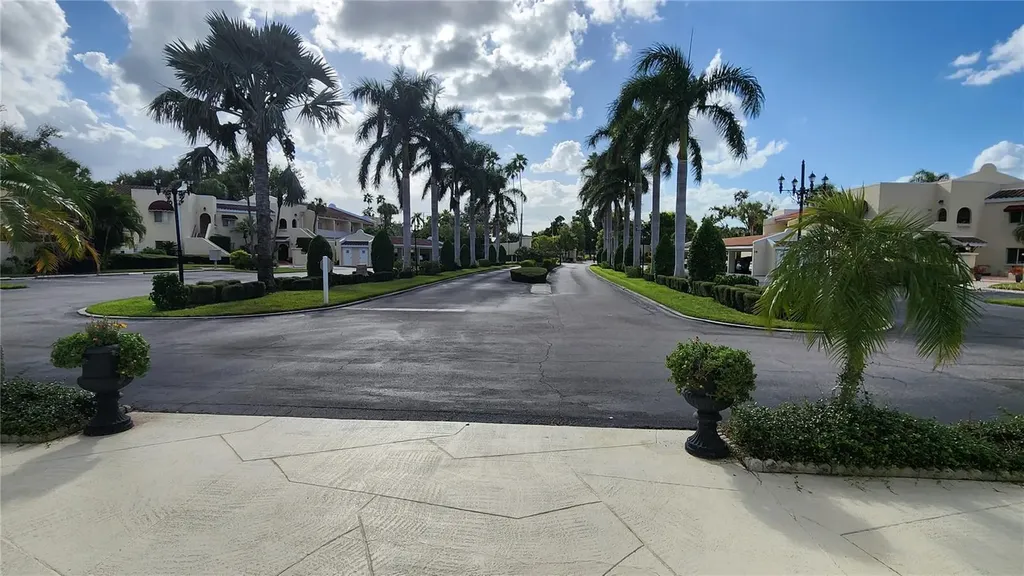 6101 34th Street W Bradenton FL 34210