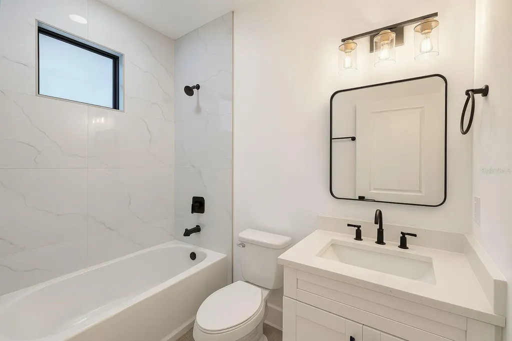 1226 Tyrone Port Charlotte FL 33952