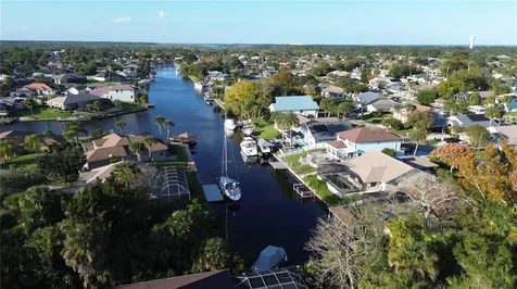 4 Crow Court Palm Coast FL 32137
