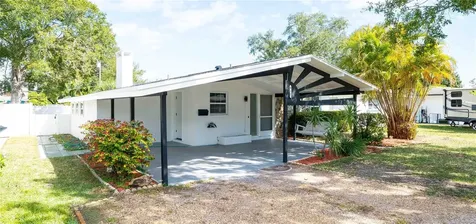851 76th Avenue N St Petersburg FL 33702