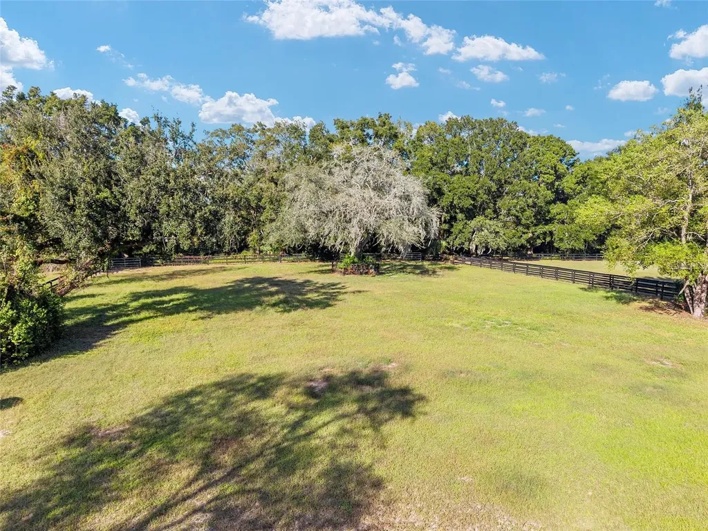 7509 SW 93rd Street Road Ocala FL 34476